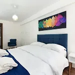 Historical Wood Dublex At Taksim&galata * Стамбул