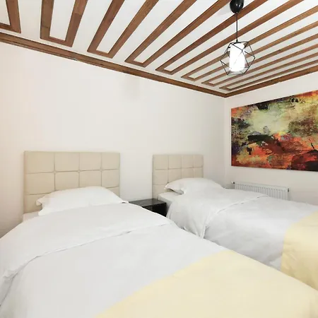 Historical Wood Dublex At Taksim&galata * Стамбул