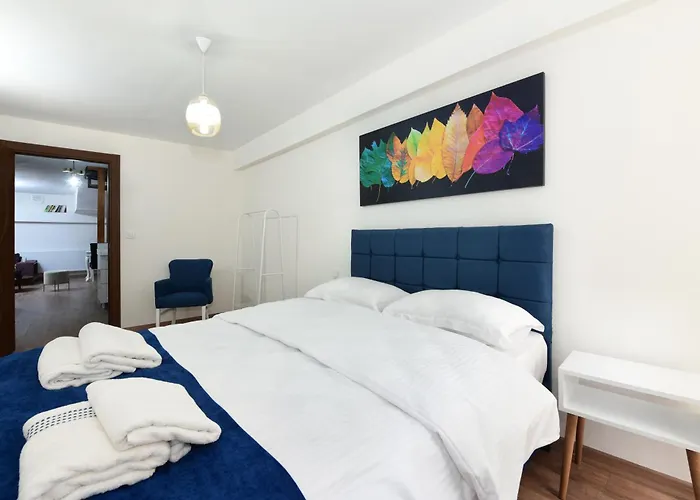 Historical Wood Dublex At Taksim&galata * Стамбул