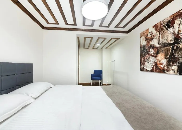 Historical Wood Dublex At Taksim&galata Апартаменты *